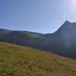 Wallnerhuette I Almblick Шале